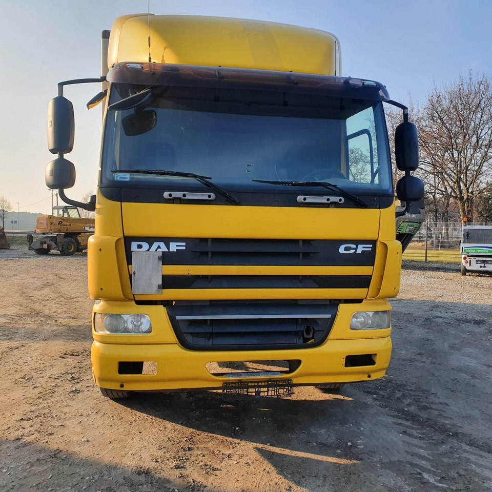 DAF CF 65.220 - Koffer LKW: das Bild 3 DAF CF 65.220 - Koffer LKW: das Bild 3