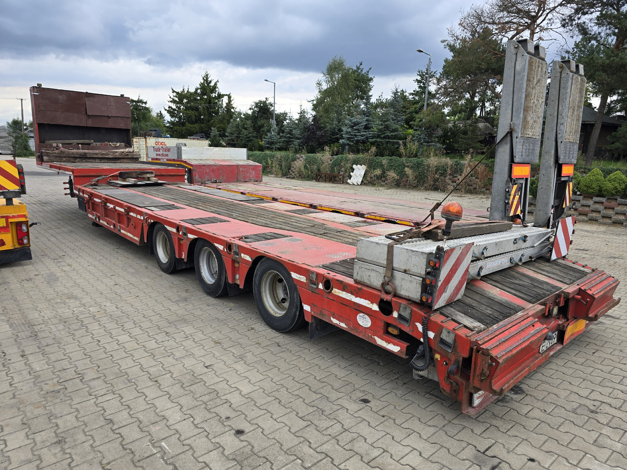 KASSBOHRER LB3E - Autotransporter Auflieger: das Bild 2 KASSBOHRER LB3E - Autotransporter Auflieger: das Bild 2