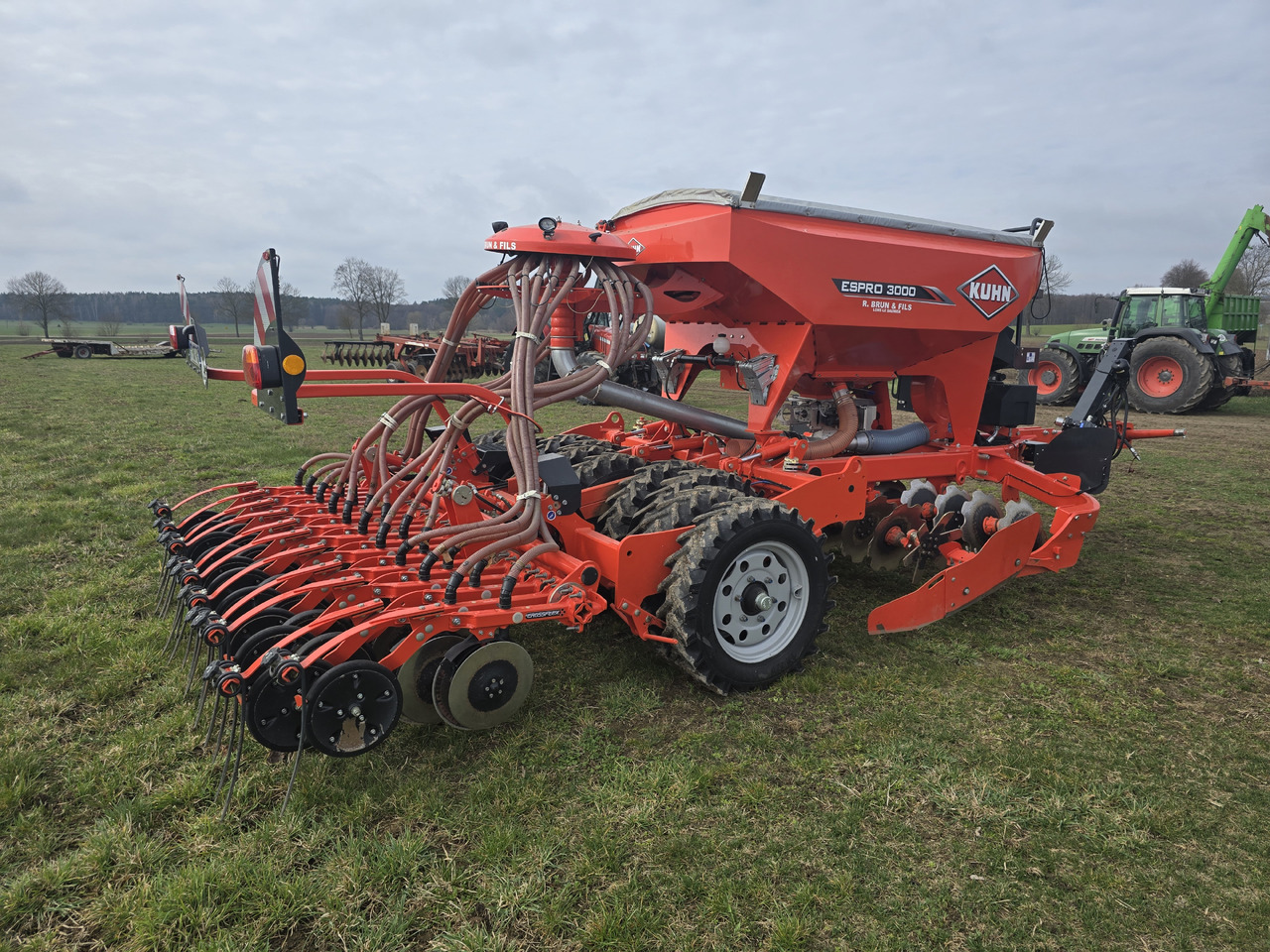 KUHN ESPRO 3000 VFB - Säkombination: das Bild 4 KUHN ESPRO 3000 VFB - Säkombination: das Bild 4