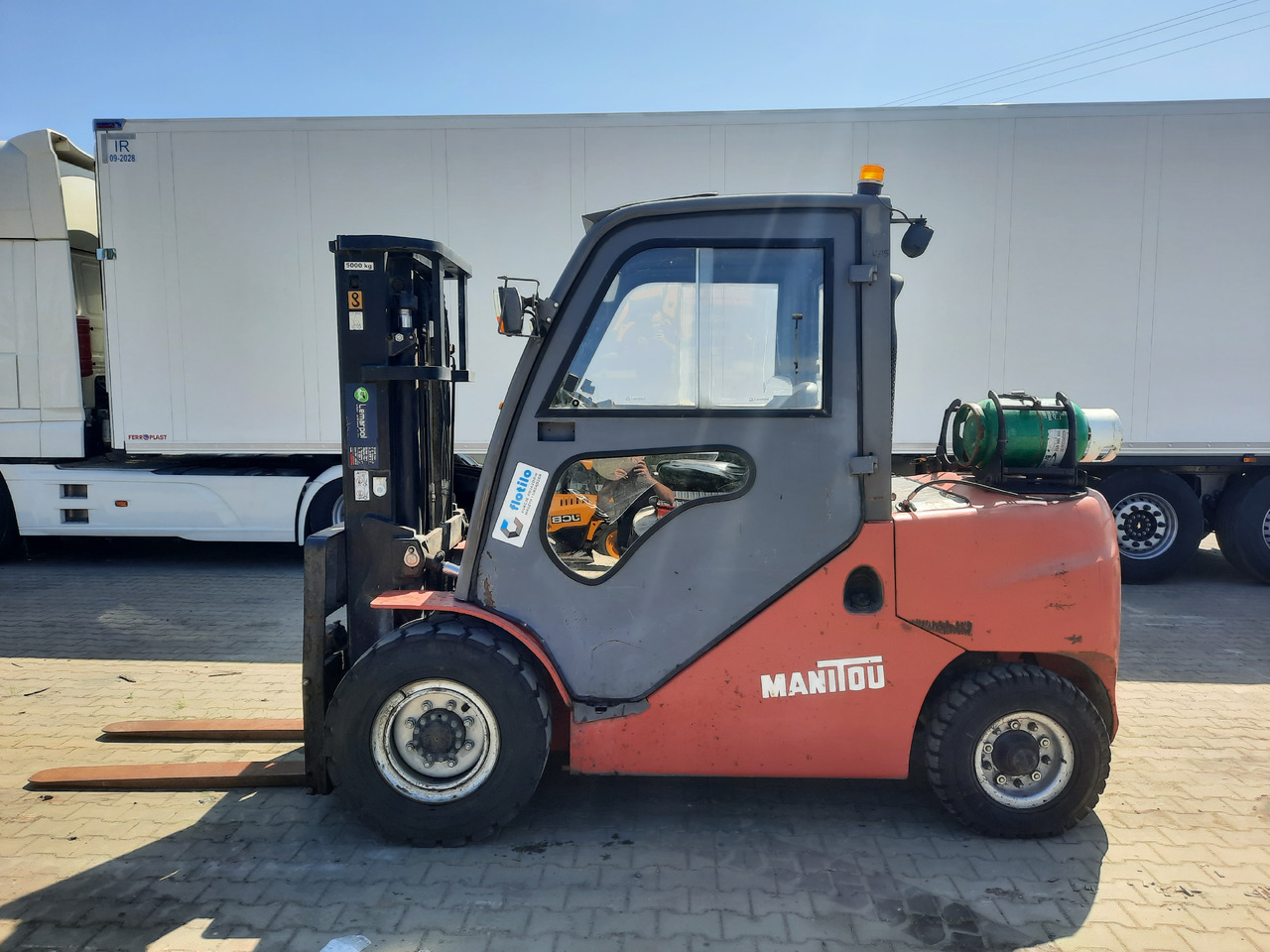 Manitou MI50G - Schubmaststapler: das Bild 2 Manitou MI50G - Schubmaststapler: das Bild 2