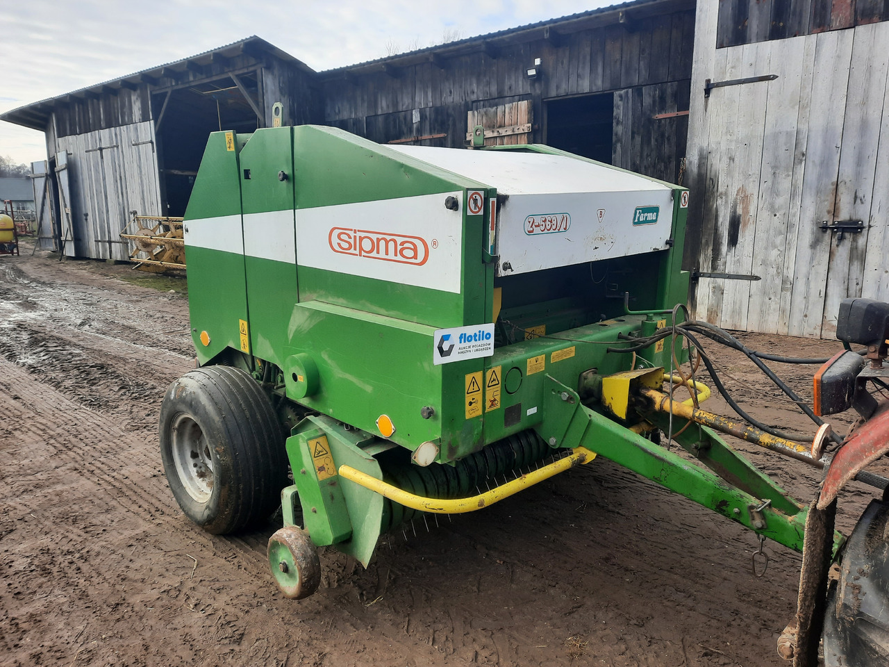 Sipma Z-569/1 FARMA - Rundballenpresse: das Bild 1 Sipma Z-569/1 FARMA - Rundballenpresse: das Bild 1