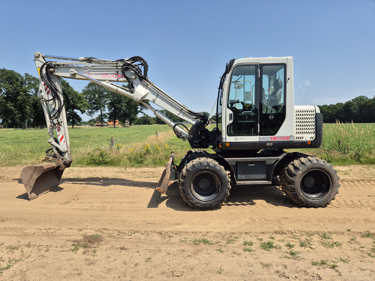 Tackeuchi TB 175 W - Mobilbagger: das Bild 1 Tackeuchi TB 175 W - Mobilbagger: das Bild 1