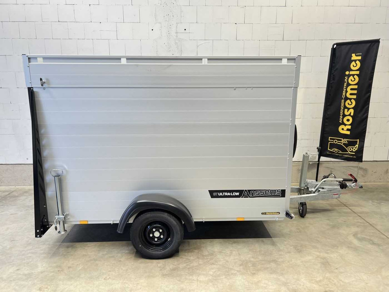 ANSSEMS GTB 1350 VT3 Ultra Low Deckelanhänger - PKW Anhänger: das Bild 2 ANSSEMS GTB 1350 VT3 Ultra Low Deckelanhänger - PKW Anhänger: das Bild 2