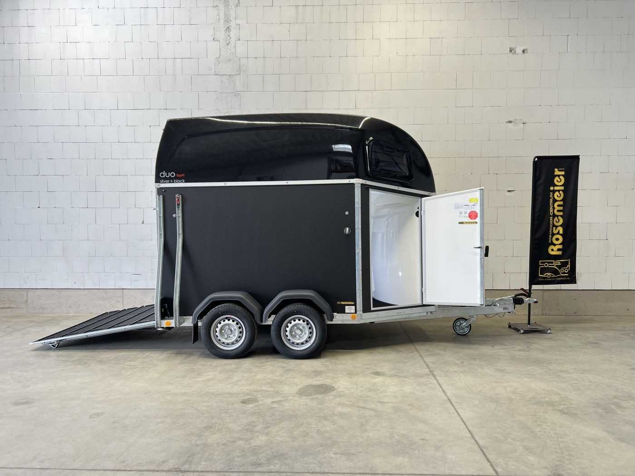 BOECKMANN Duo Esprit silv+bl SK TrS 100 Pferdeanhänger - Pferdeanhänger: das Bild 1 BOECKMANN Duo Esprit silv+bl SK TrS 100 Pferdeanhänger - Pferdeanhänger: das Bild 1