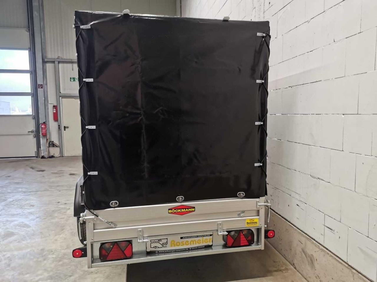 BOECKMANN TL-AL 2513/135 Eco XXL Kastenanhänger gebremst - PKW Anhänger: das Bild 3 BOECKMANN TL-AL 2513/135 Eco XXL Kastenanhänger gebremst - PKW Anhänger: das Bild 3