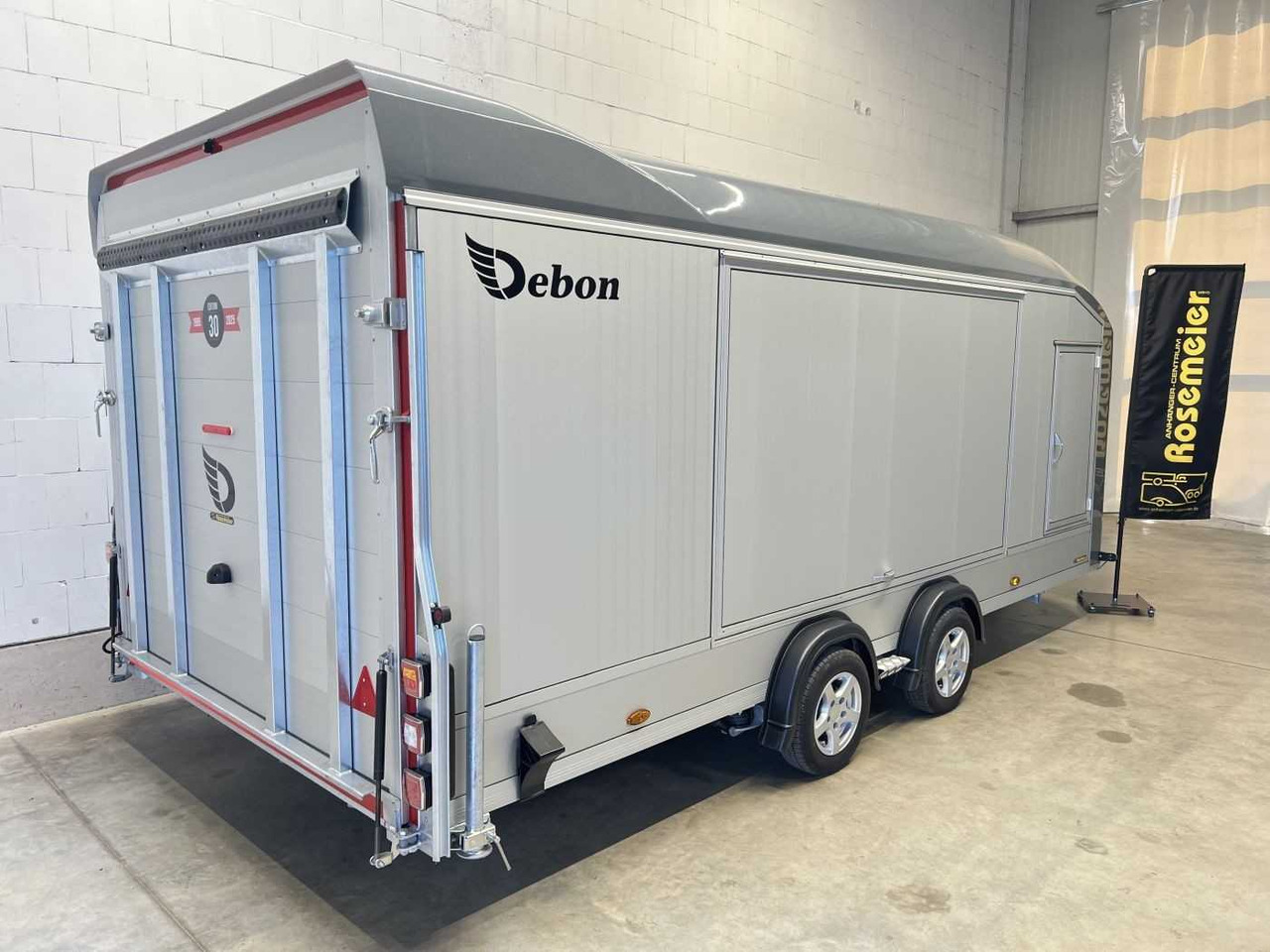 CHEVAL LIBERTE DEBON C2000 Roadster ALF Autotransporter geschlossen - Autotransporter Anhänger: das Bild 3 CHEVAL LIBERTE DEBON C2000 Roadster ALF Autotransporter geschlossen - Autotransporter Anhänger: das Bild 3