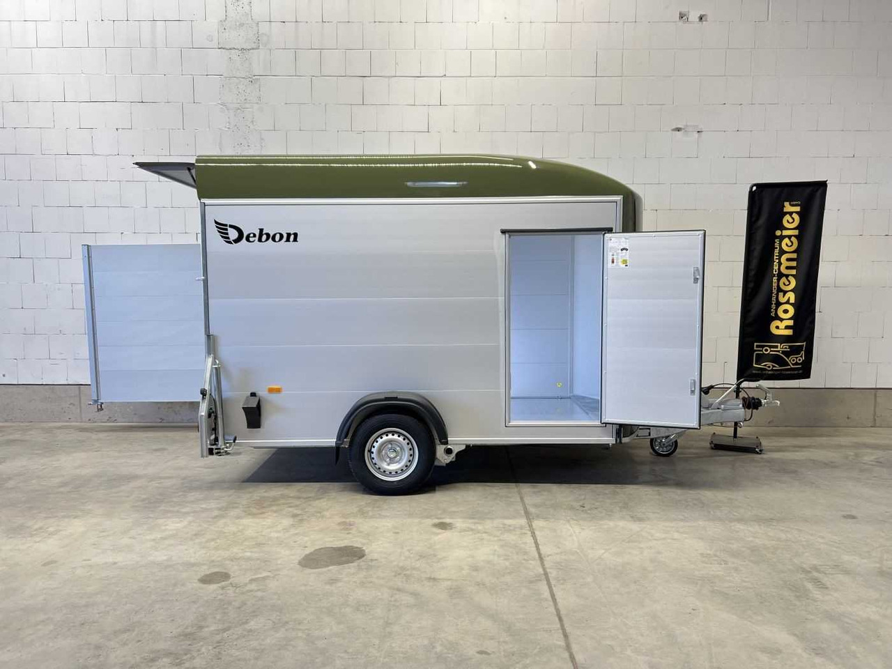 CHEVAL LIBERTE DEBON C400 Roadster Kofferanhänger - Motorradanhänger: das Bild 3 CHEVAL LIBERTE DEBON C400 Roadster Kofferanhänger - Motorradanhänger: das Bild 3