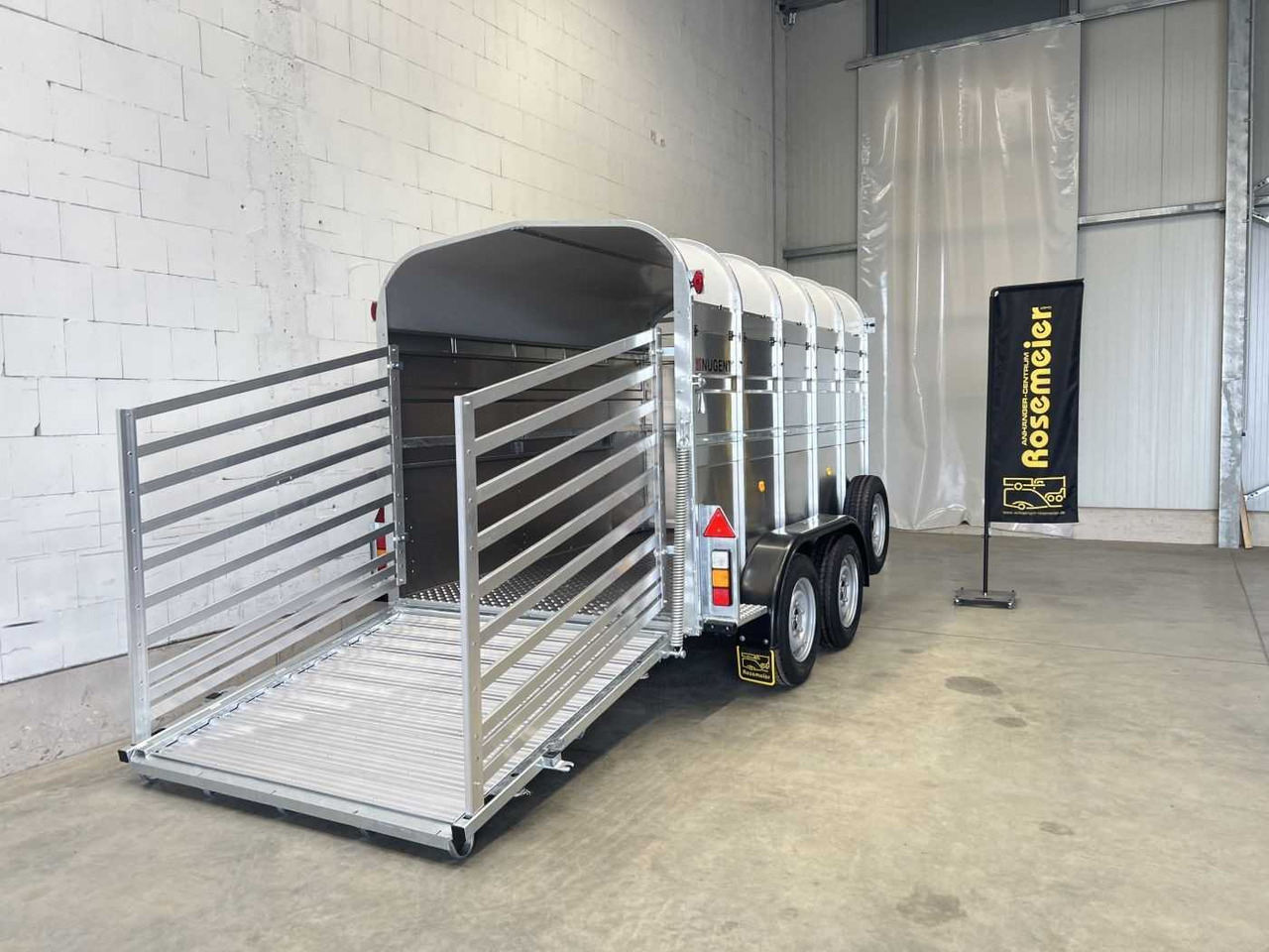 NUGENT L3018H Viehanhänger Nugent - Tiertransporter Anhänger: das Bild 2 NUGENT L3018H Viehanhänger Nugent - Tiertransporter Anhänger: das Bild 2