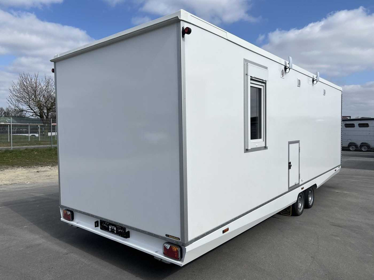 ROSEMEIER EW TA-NO Mannschaftswagen 730 Veranda Mannschaftswagen - Wohncontainer, Anhänger: das Bild 4 ROSEMEIER EW TA-NO Mannschaftswagen 730 Veranda Mannschaftswagen - Wohncontainer, Anhänger: das Bild 4