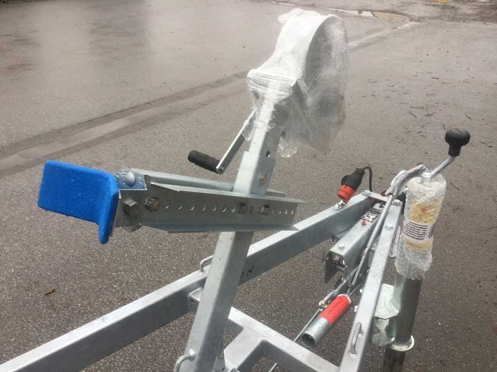 TPV BA1300-R Bootsanhänger - Bootstrailer: das Bild 5 TPV BA1300-R Bootsanhänger - Bootstrailer: das Bild 5