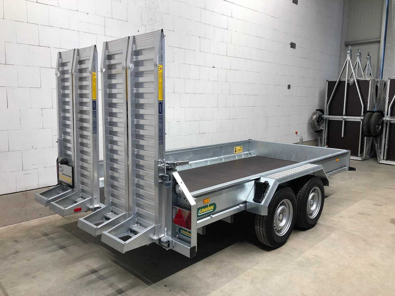UNSINN UB 3618-35-14 Doppelrampe Maschinentransporter - Baumaschinenanhänger: das Bild 2 UNSINN UB 3618-35-14 Doppelrampe Maschinentransporter - Baumaschinenanhänger: das Bild 2