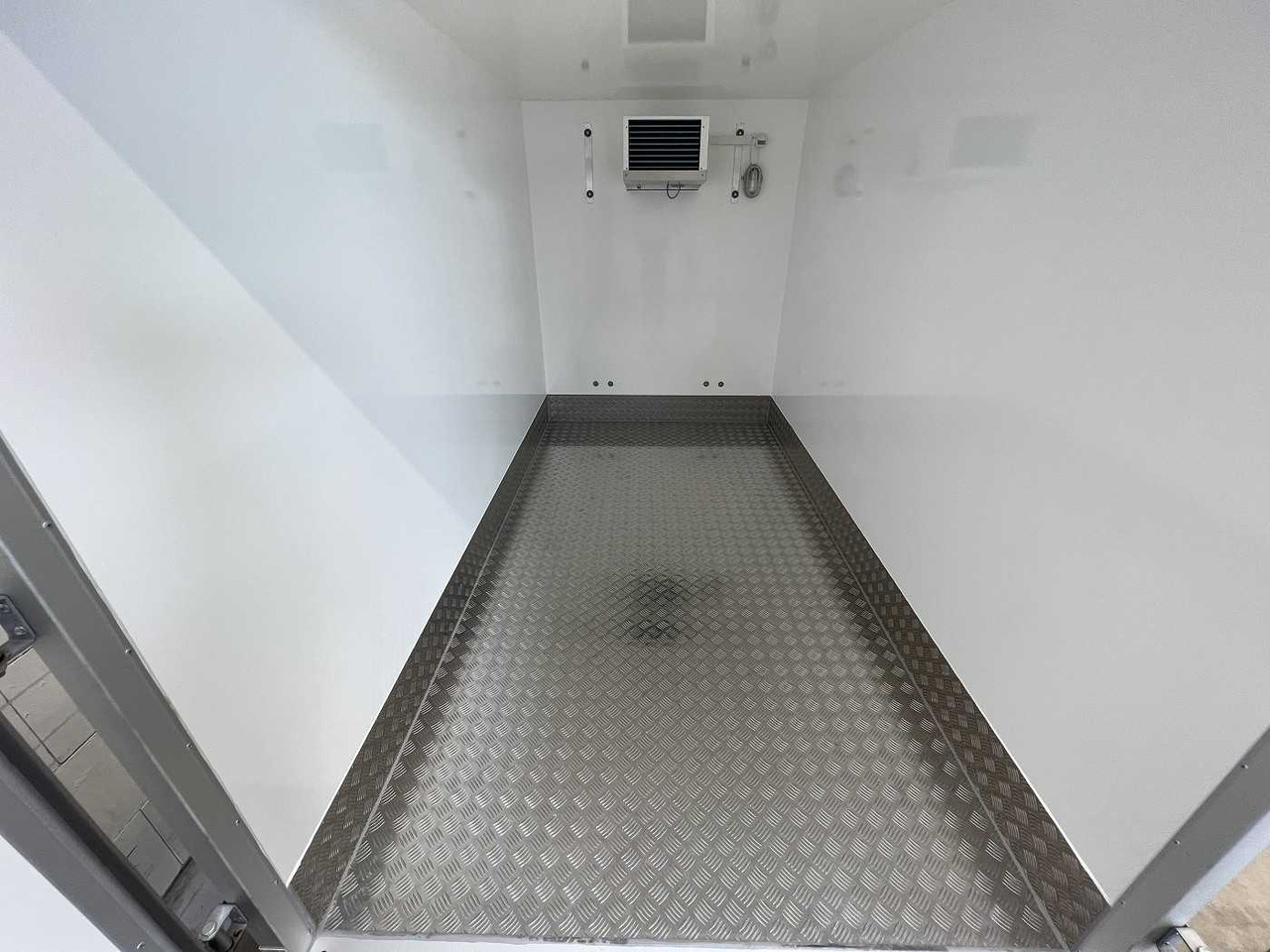 VARIANT 2017 K3 Kühlanhänger - Kühlkoffer Anhänger: das Bild 5 VARIANT 2017 K3 Kühlanhänger - Kühlkoffer Anhänger: das Bild 5