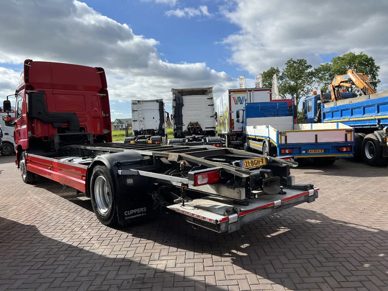 DAF CF 290 4X2 EURO6 SPACECAB RENOVA / VANGMUIL / LAADKLEP / TOP STAAT - Containerwagen/ Wechselfahrgestell LKW: das Bild 3 DAF CF 290 4X2 EURO6 SPACECAB RENOVA / VANGMUIL / LAADKLEP / TOP STAAT - Containerwagen/ Wechselfahrgestell LKW: das Bild 3