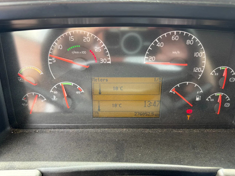 Volvo FH12-380 4X2 Euro3 / Manual / only 276tkm / Driving school - Koffer LKW: das Bild 4 Volvo FH12-380 4X2 Euro3 / Manual / only 276tkm / Driving school - Koffer LKW: das Bild 4