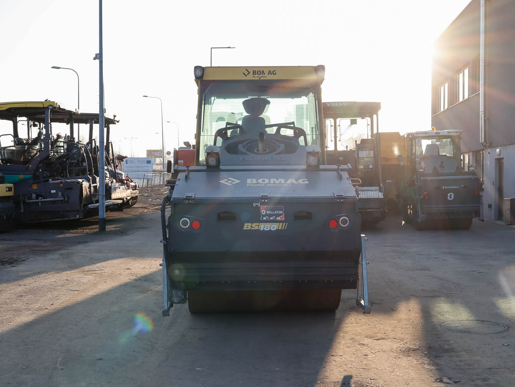 Straßenwalze BOMAG BW 174 AP-4v: das Bild 7