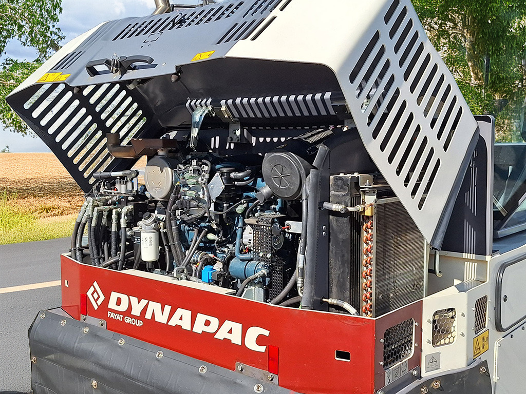 DYNAPAC CP1200W - Gummiradwalze: das Bild 2 DYNAPAC CP1200W - Gummiradwalze: das Bild 2