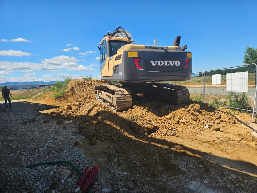 VOLVO EC 220 DL - Kettenbagger: das Bild 3 VOLVO EC 220 DL - Kettenbagger: das Bild 3