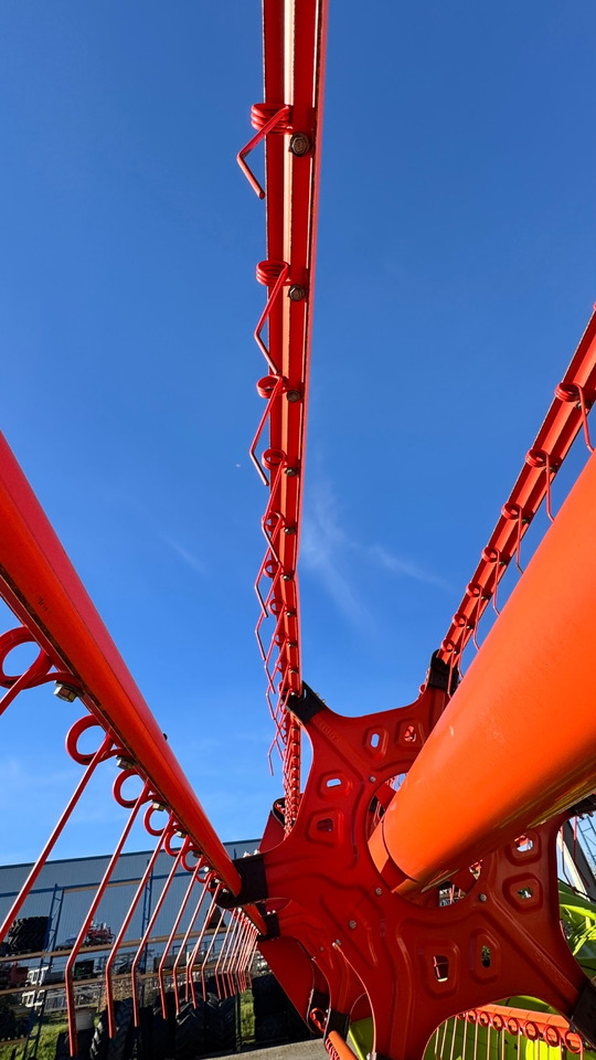 CLAAS VARIO 1080 Schneidwerkswagen - Mähdrescher: das Bild 3 CLAAS VARIO 1080 Schneidwerkswagen - Mähdrescher: das Bild 3