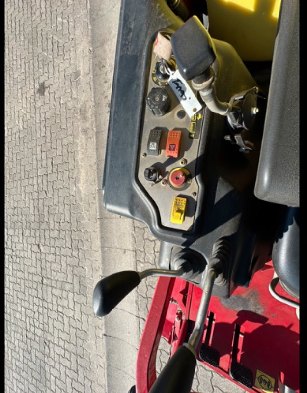 Ferrari Turbo 1 WT Hochentleerung - Mähwerk: das Bild 5 Ferrari Turbo 1 WT Hochentleerung - Mähwerk: das Bild 5