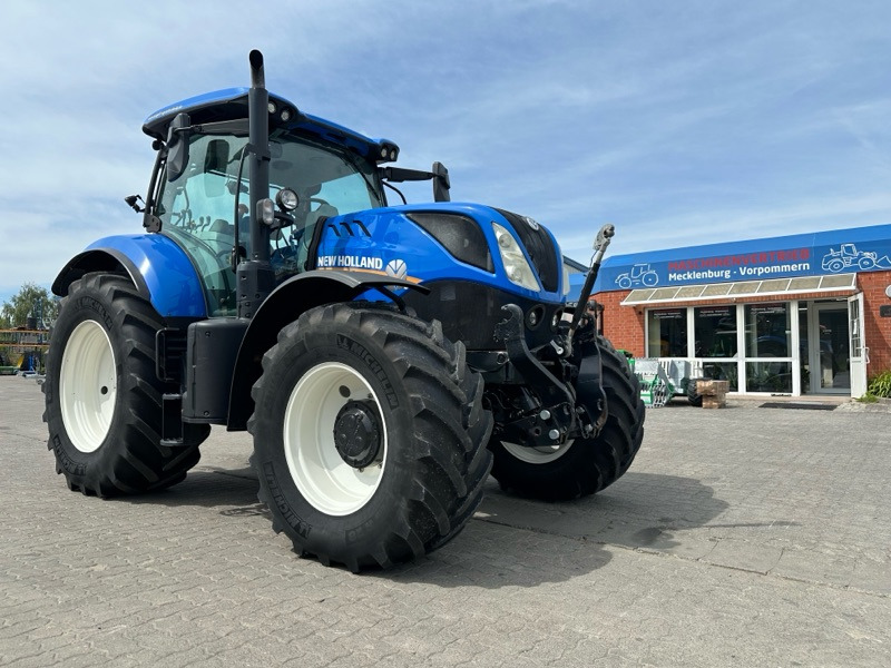 New Holland T7.190 PC - Traktor: das Bild 1 New Holland T7.190 PC - Traktor: das Bild 1