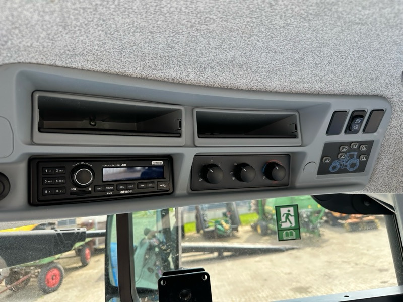 New Holland T7.190 PC - Traktor: das Bild 4 New Holland T7.190 PC - Traktor: das Bild 4