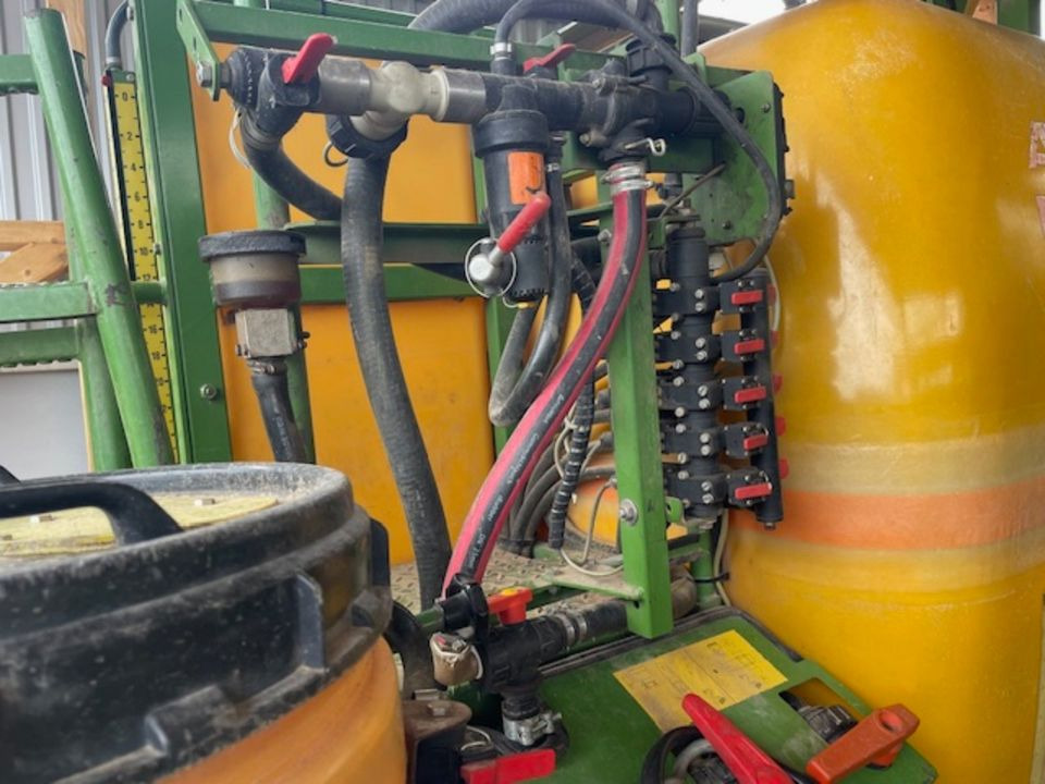 Anhängespritze Amazone UG 3000: das Bild 6