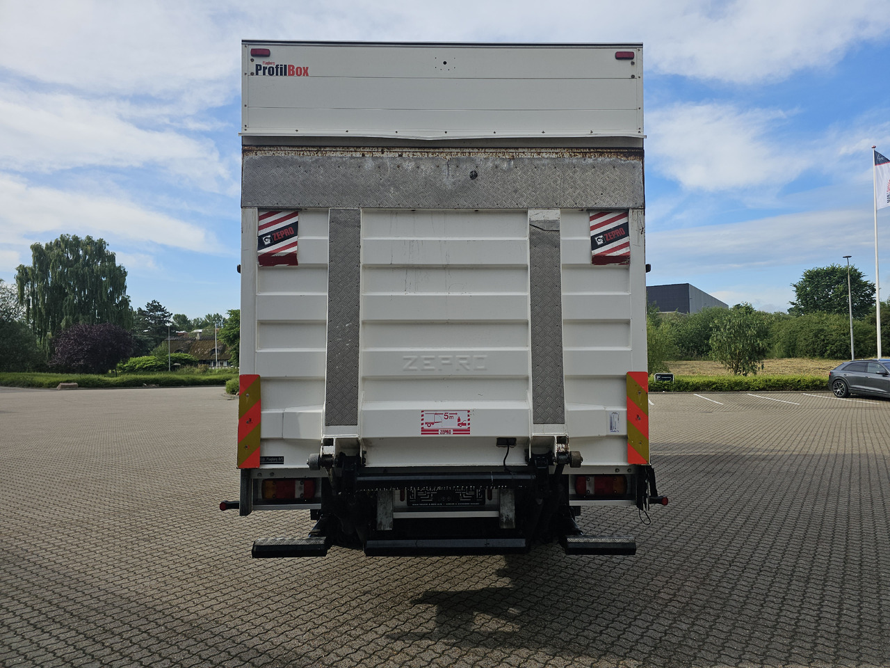 MAN TGM 18.290 - Koffer LKW: das Bild 4 MAN TGM 18.290 - Koffer LKW: das Bild 4