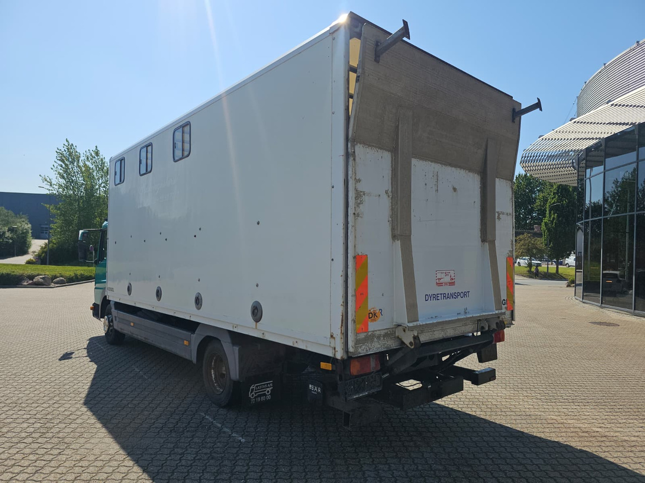 Mercedes Atego 817 - Tiertransporter LKW: das Bild 3 Mercedes Atego 817 - Tiertransporter LKW: das Bild 3