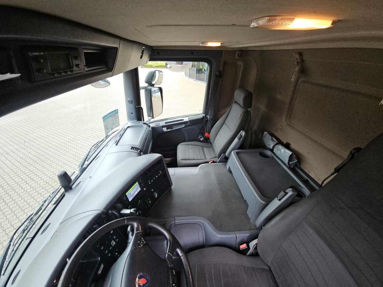 Kühlkoffer LKW Scania P280: das Bild 13