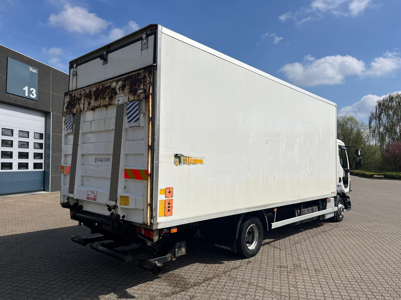 Volvo FL210 - Koffer LKW: das Bild 4 Volvo FL210 - Koffer LKW: das Bild 4
