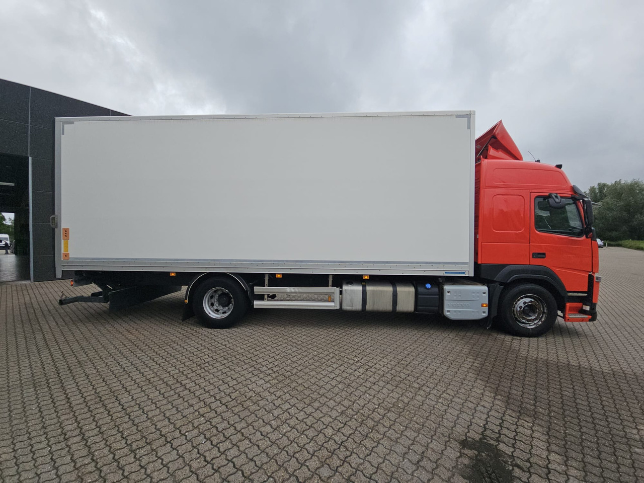 Koffer LKW Volvo FM340: das Bild 10