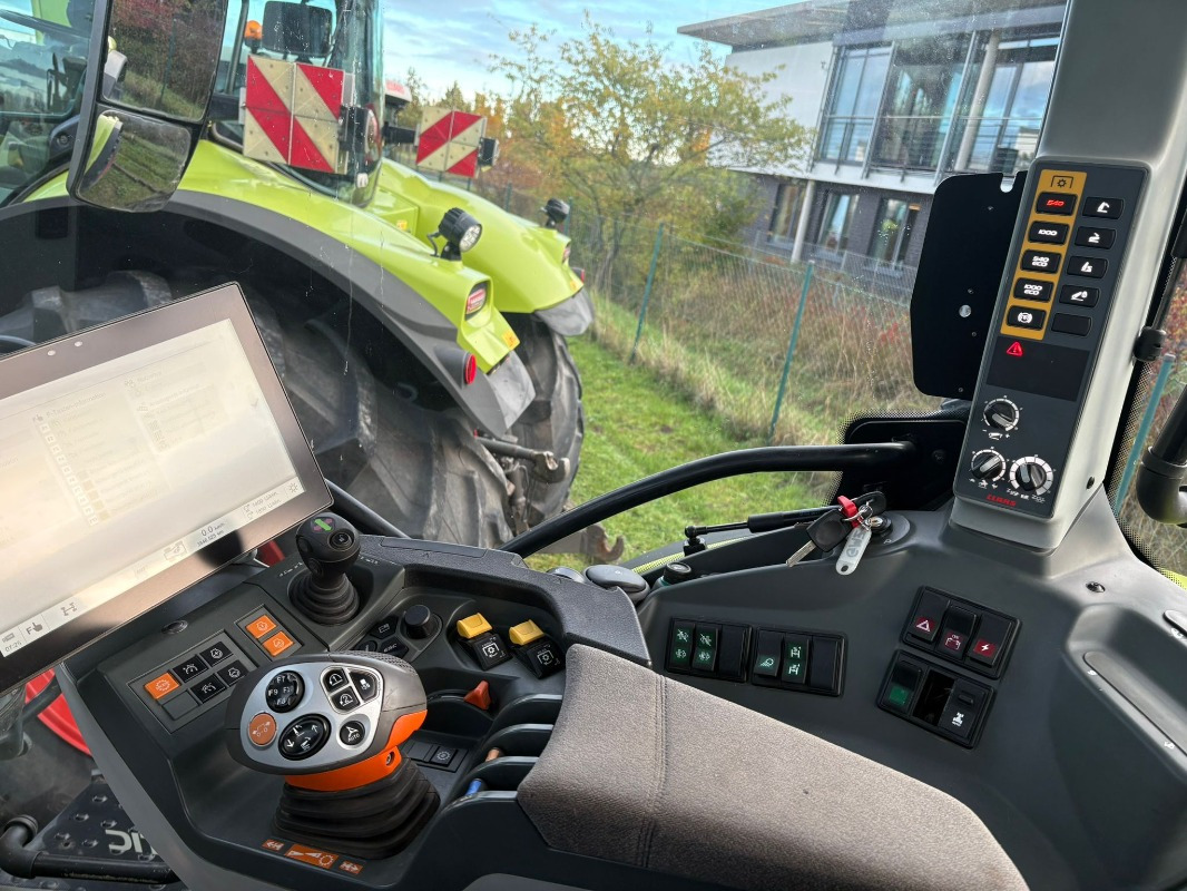 CLAAS Arion 550 CMATIC - Traktor: das Bild 2 CLAAS Arion 550 CMATIC - Traktor: das Bild 2