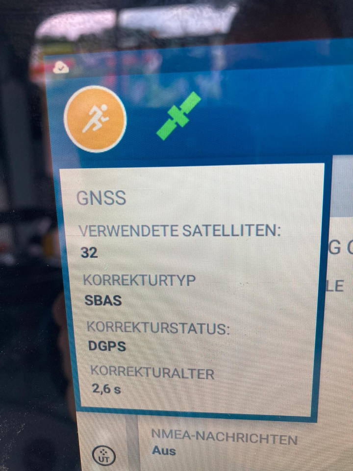 CLAAS Axion 830 CMATIC - Traktor: das Bild 4 CLAAS Axion 830 CMATIC - Traktor: das Bild 4