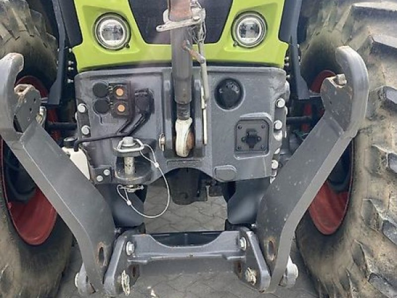 CLAAS Axion 850 CEBIS - Traktor: das Bild 5 CLAAS Axion 850 CEBIS - Traktor: das Bild 5