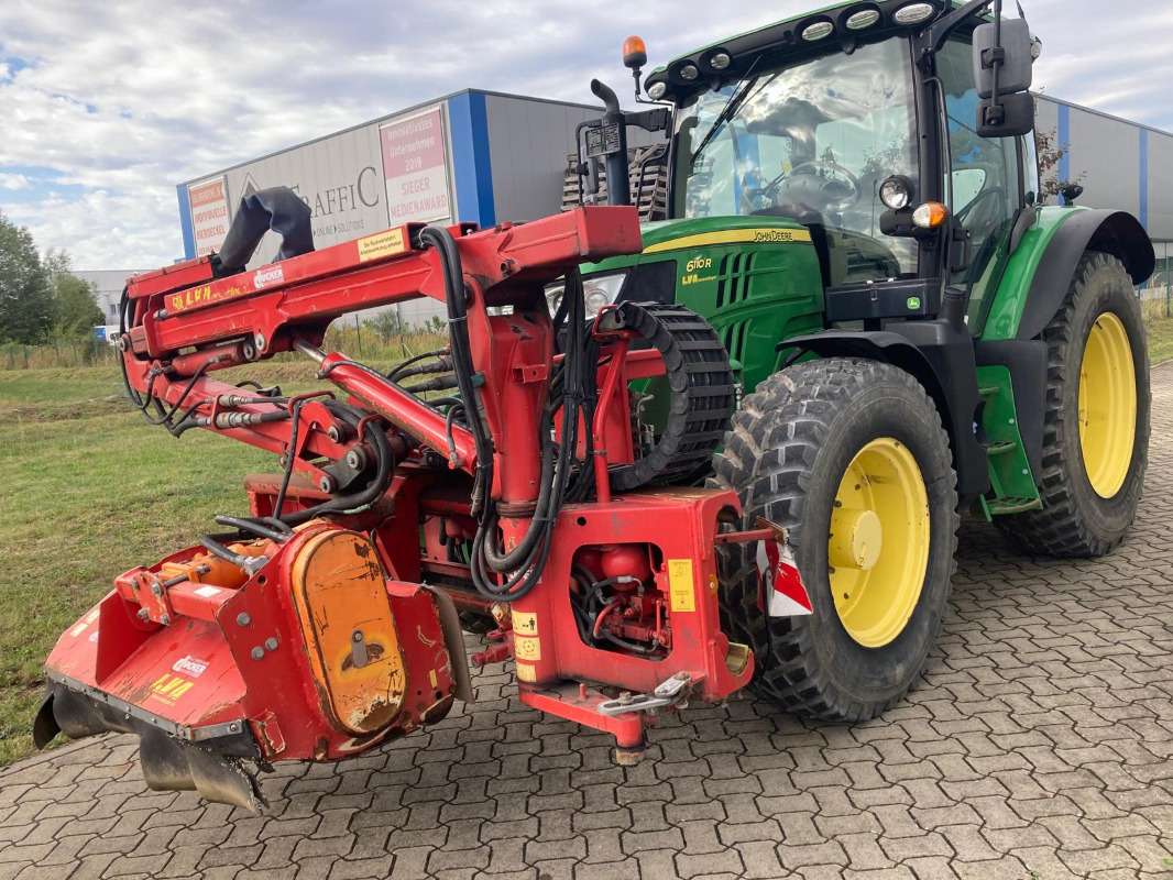 John Deere 6110R - Traktor: das Bild 5 John Deere 6110R - Traktor: das Bild 5
