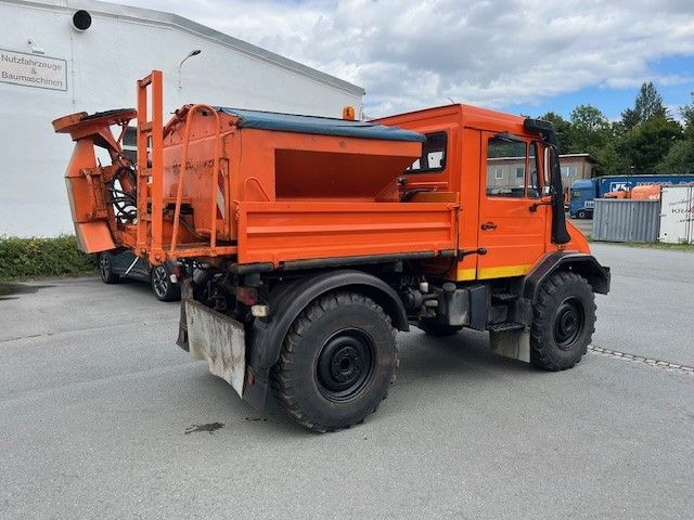 Kipper Mercedes-Benz Unimog 418/10 Winterdienst2000: das Bild 7