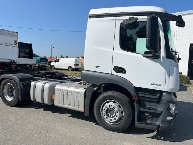 Mercedes-Benz Actros MB 1843 Kipphyd. vorbereitung und ADR - Sattelzugmaschine: das Bild 1 Mercedes-Benz Actros MB 1843 Kipphyd. vorbereitung und ADR - Sattelzugmaschine: das Bild 1