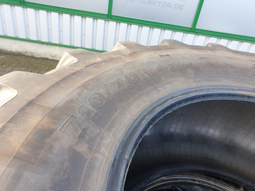 Firestone 710/70R42 - Felgen und Reifen für Landmaschine: das Bild 3 Firestone 710/70R42 - Felgen und Reifen für Landmaschine: das Bild 3