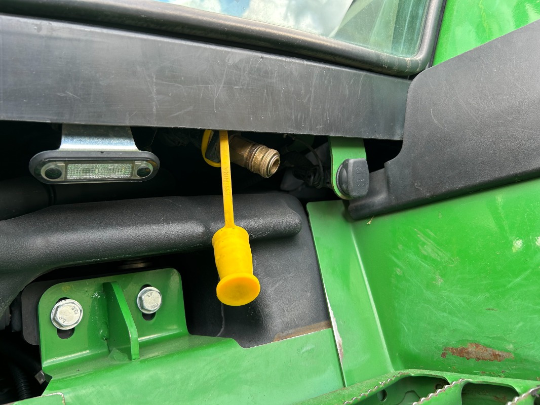John Deere 6155R - Traktor: das Bild 3 John Deere 6155R - Traktor: das Bild 3