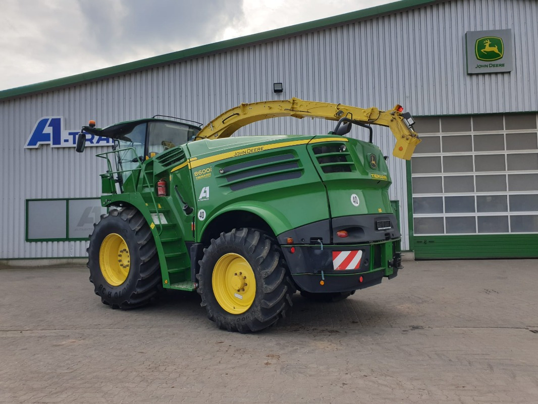 John Deere 8600I - Erntemaschine: das Bild 2 John Deere 8600I - Erntemaschine: das Bild 2