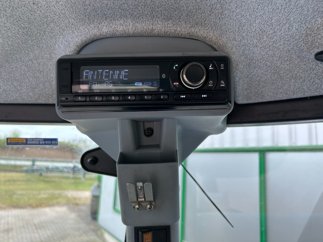 Traktor New Holland T5.105: das Bild 8
