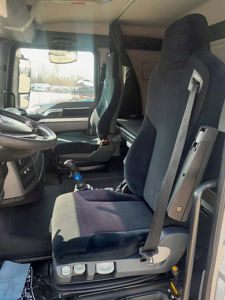 MAN TGX 18.440 - Sattelzugmaschine: das Bild 5 MAN TGX 18.440 - Sattelzugmaschine: das Bild 5