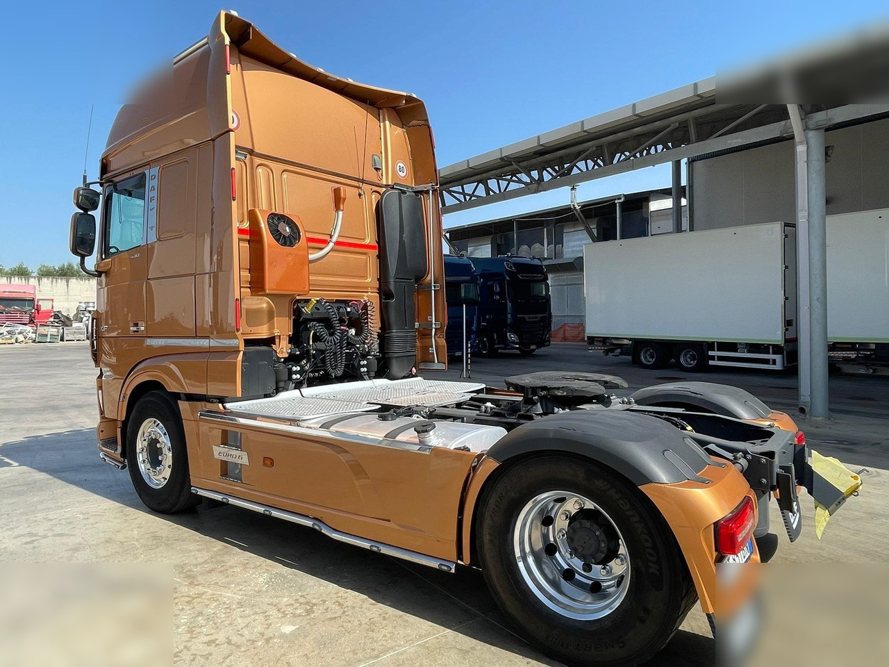 DAF XF530 - Sattelzugmaschine: das Bild 4 DAF XF530 - Sattelzugmaschine: das Bild 4