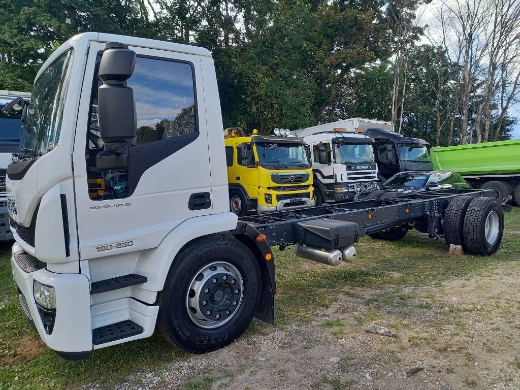 Iveco Eurocargo ML180E/FP, NEW, NOT USED - Fahrgestell LKW: das Bild 3 Iveco Eurocargo ML180E/FP, NEW, NOT USED - Fahrgestell LKW: das Bild 3