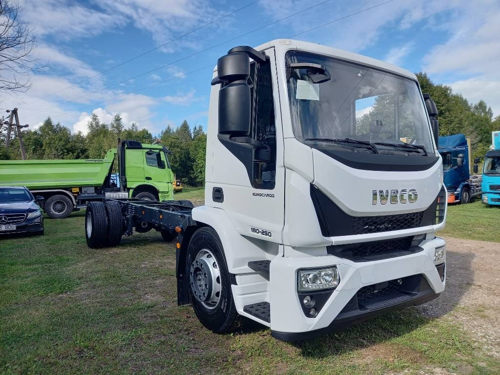 Iveco Eurocargo ML180E/FP, NEW, NOT USED - Fahrgestell LKW: das Bild 5 Iveco Eurocargo ML180E/FP, NEW, NOT USED - Fahrgestell LKW: das Bild 5