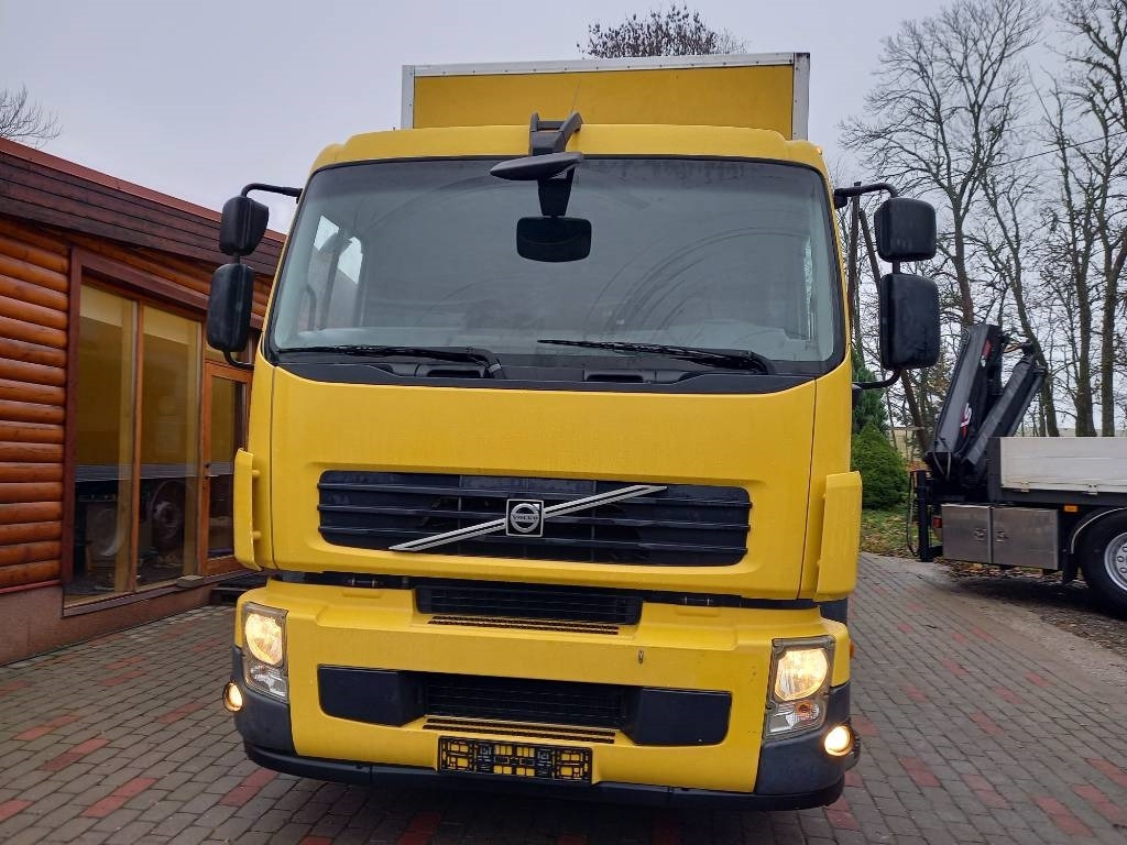 Volvo FE 6x2, SIDE OPENING, EURO5 - Koffer LKW: das Bild 4 Volvo FE 6x2, SIDE OPENING, EURO5 - Koffer LKW: das Bild 4