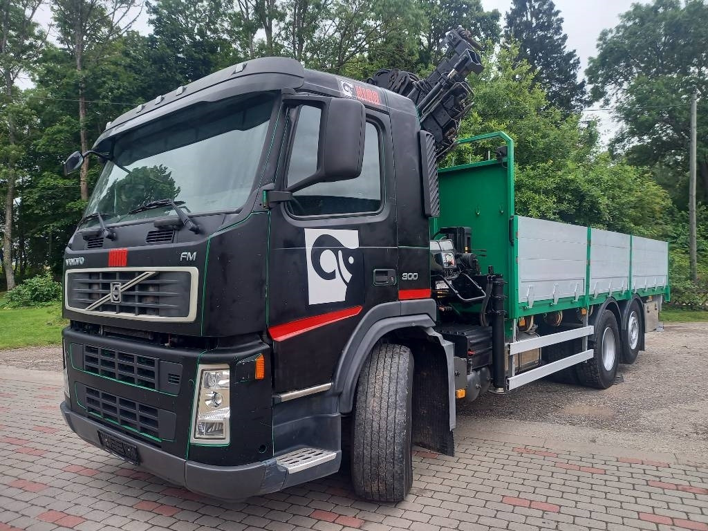 Volvo FM 300, 6x2, HIAB 166 E-5 - Autokran: das Bild 4 Volvo FM 300, 6x2, HIAB 166 E-5 - Autokran: das Bild 4