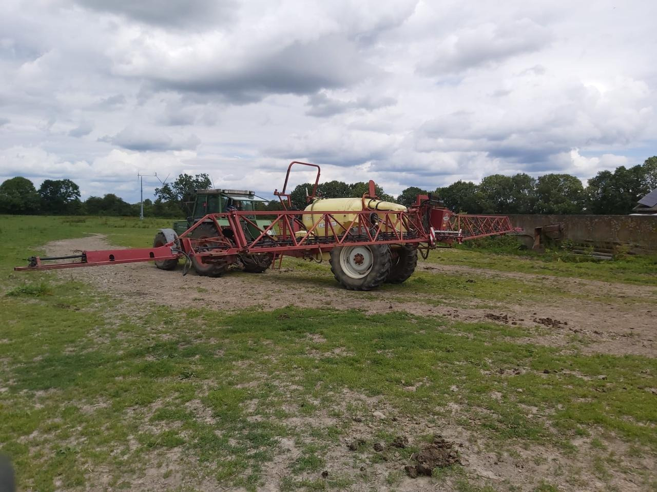 Hardi Commander 4200 - Anhängespritze: das Bild 2 Hardi Commander 4200 - Anhängespritze: das Bild 2