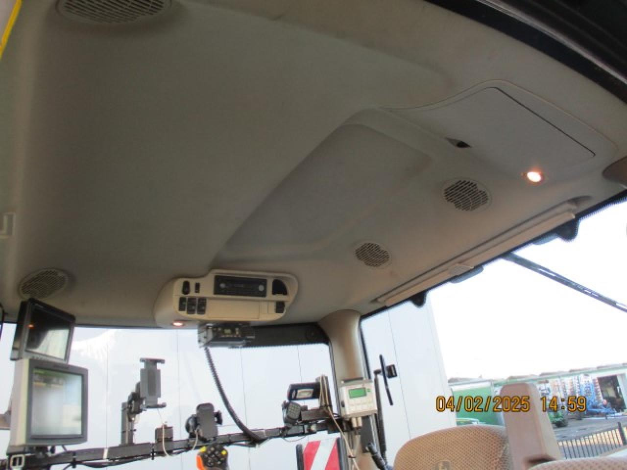 John Deere 6195R - Traktor: das Bild 4 John Deere 6195R - Traktor: das Bild 4