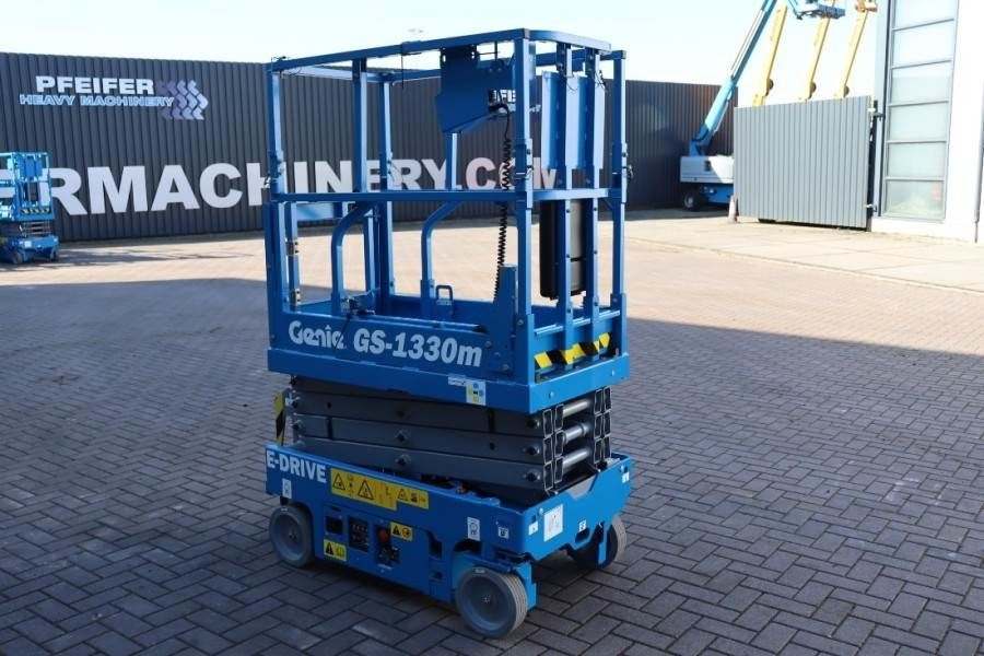Scherenbühne Genie GS1330M Valid inspection, *Guarantee! All-Electric: das Bild 8